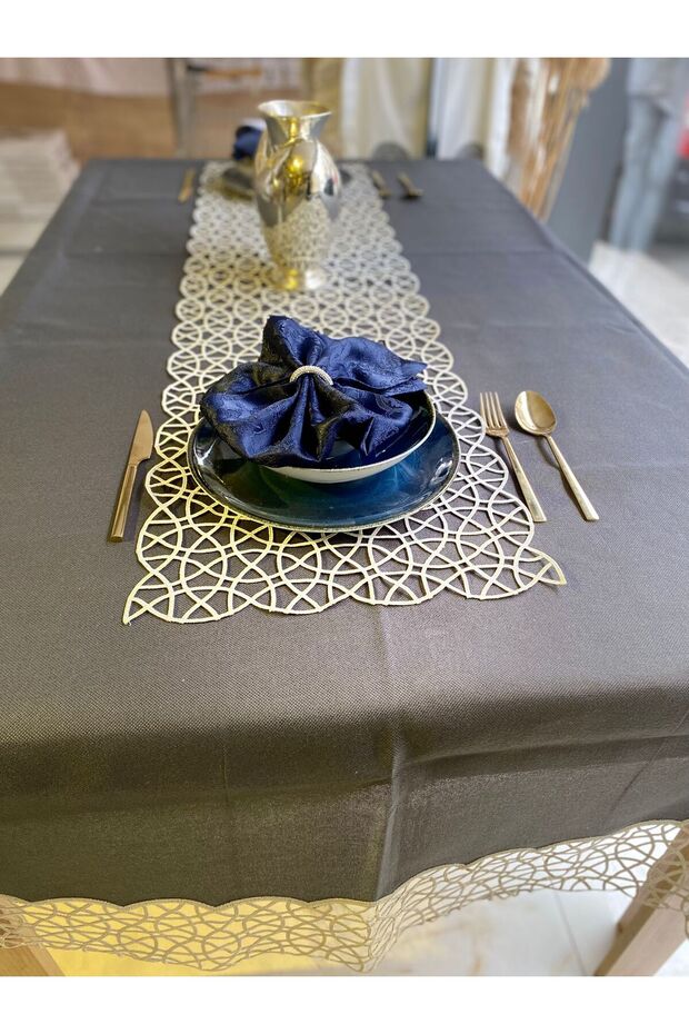 Angles Table Cloth Set - 2