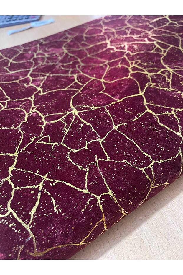 Sofa Bed Cover with Sponge and Gold Foil, New Model with Veins, 1 Piece, Burgundy