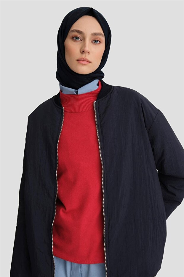 معطف بومبر مضلع باللون الأزرق الداكن - 24kd7522