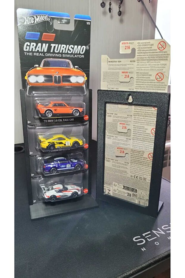 حامل عرض السيارة من هوت ويلز - 3