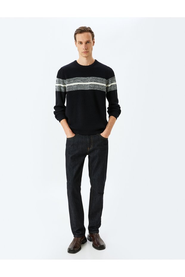 Crew Neck Striped Winter Knit Sweater