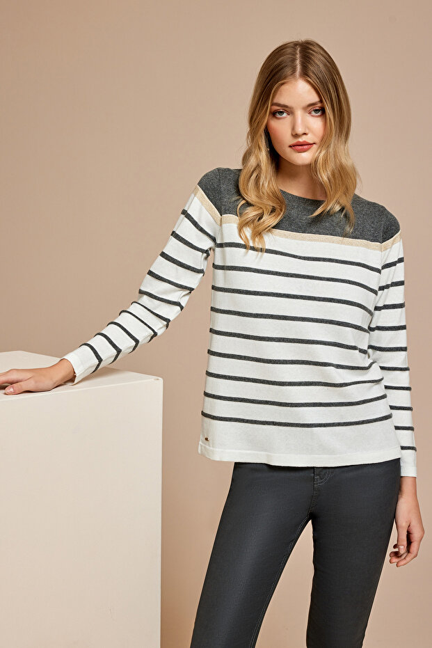 Çizgili Triko Bluz - 2