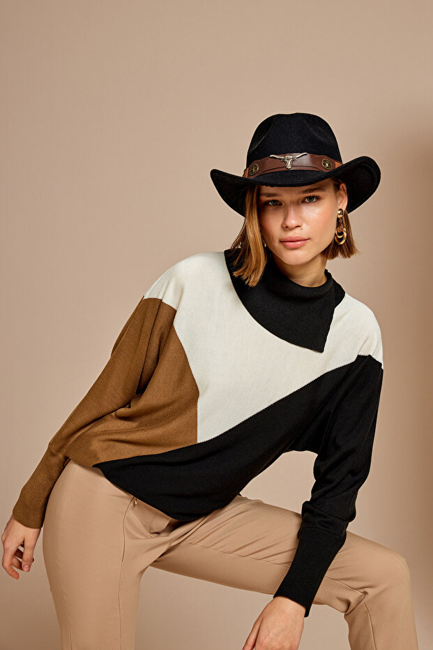 Color Block Yaka Detaylı Triko Bluz - 3