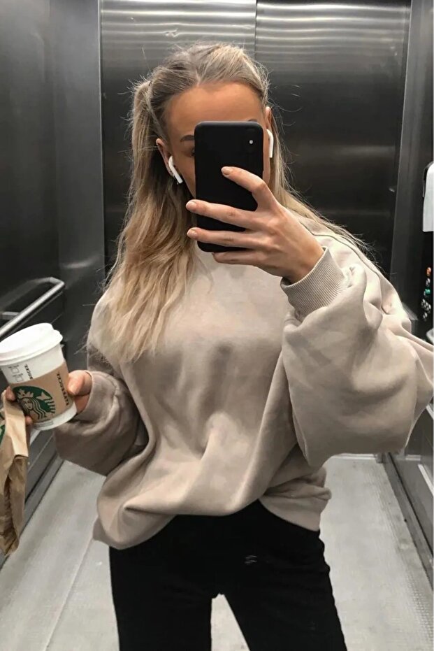 سويت شيرت أساسي بياقة دائرية باللون البيج - 2