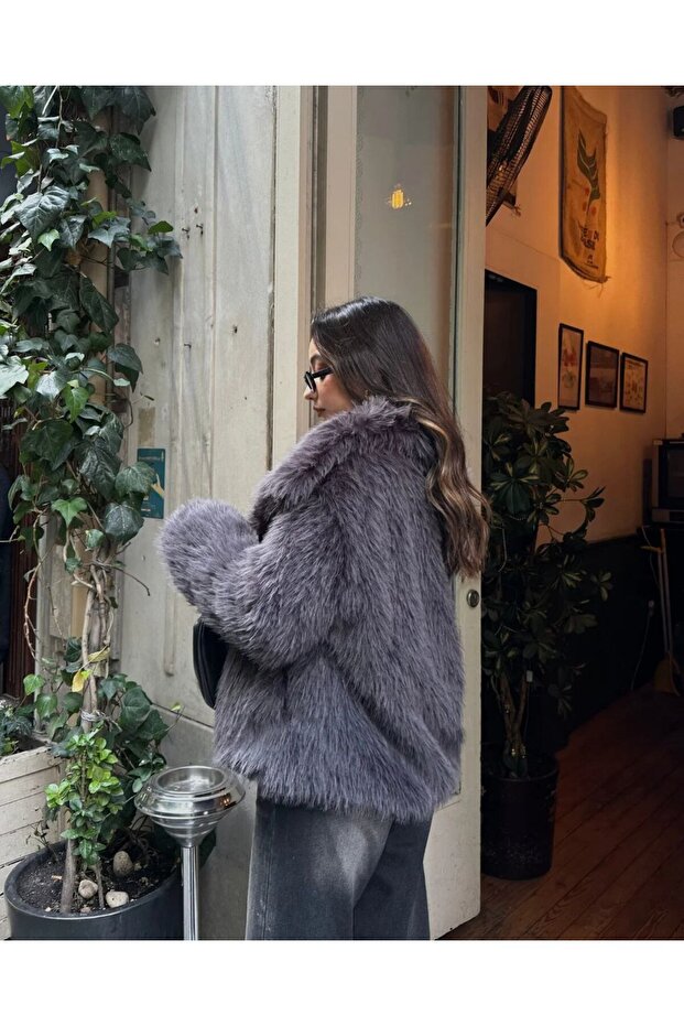 Imported Premium Lined Feather Coat - 8