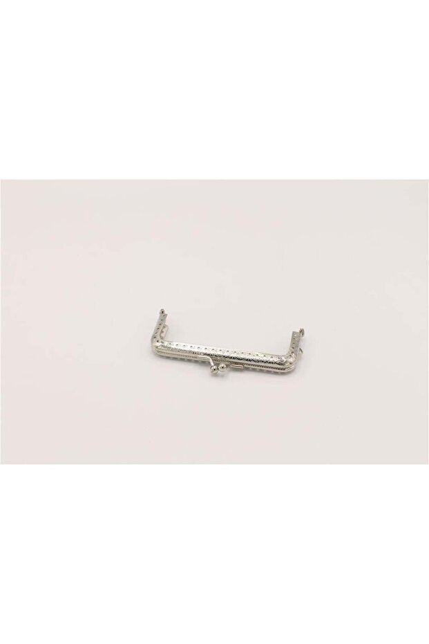 مشبك حقيبة مربع باللون الفضي مقاس 10 سم