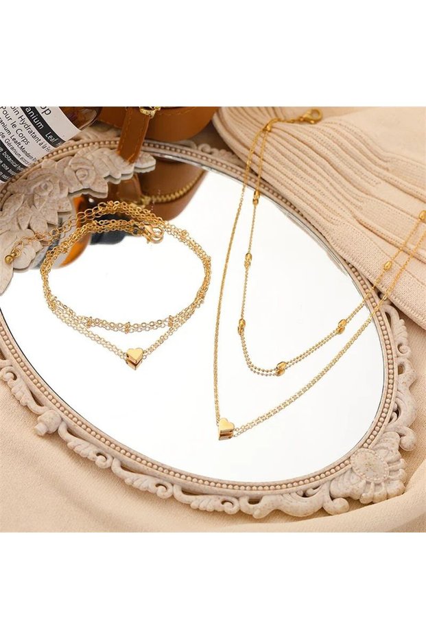 The Sparkle of Love: 2-Piece Heart Model Jewelry Set