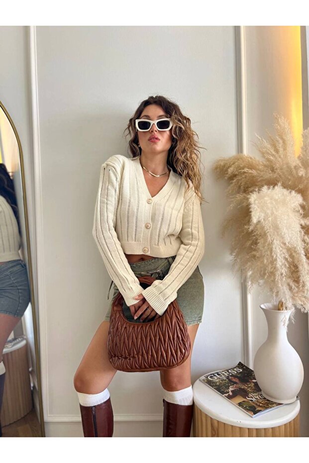 V Yaka Fitilli Örme Düğmeli Hırka - 2