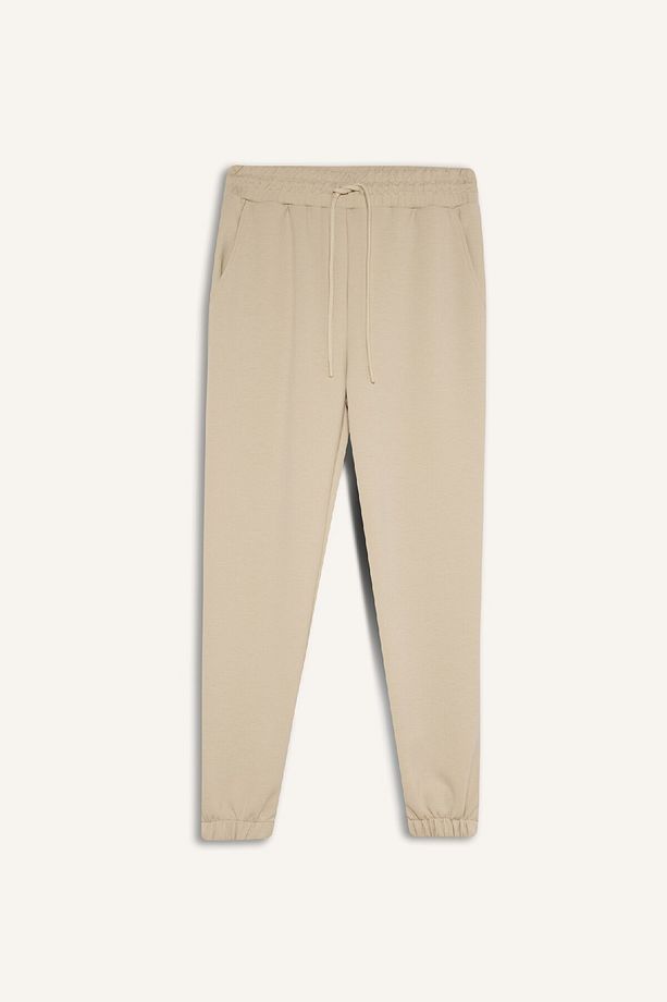 DeFactoFit Standart Fit Uzun Jogger Eşofman Altı Cepli Beli Paçası Lastikli  E3546AX24WN - 1
