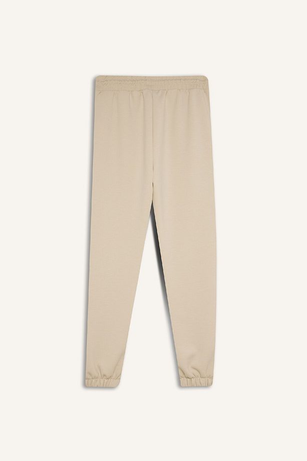 DeFactoFit Standart Fit Uzun Jogger Eşofman Altı Cepli Beli Paçası Lastikli  E3546AX24WN - 3
