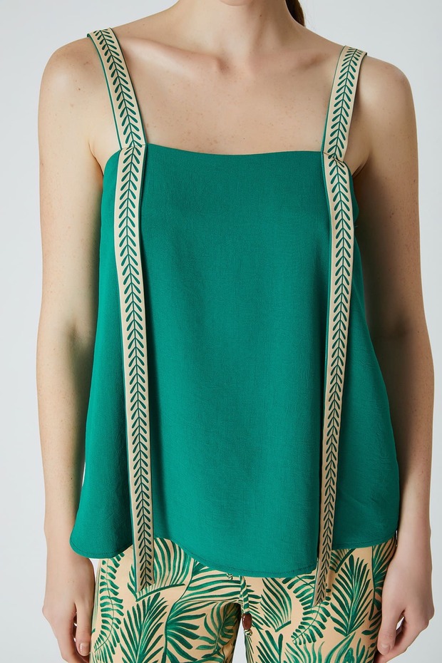 Desenli bantlı atlet - 4