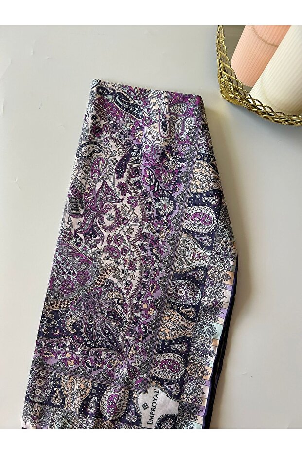 Eșarfă cu model etnic - 1