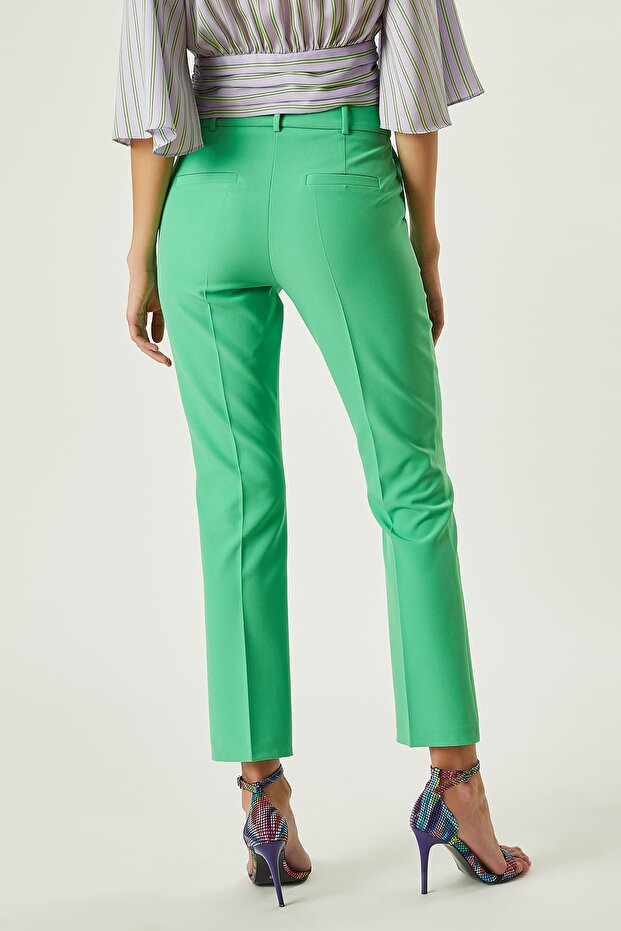 Nervür Detaylı Pantolon - 2