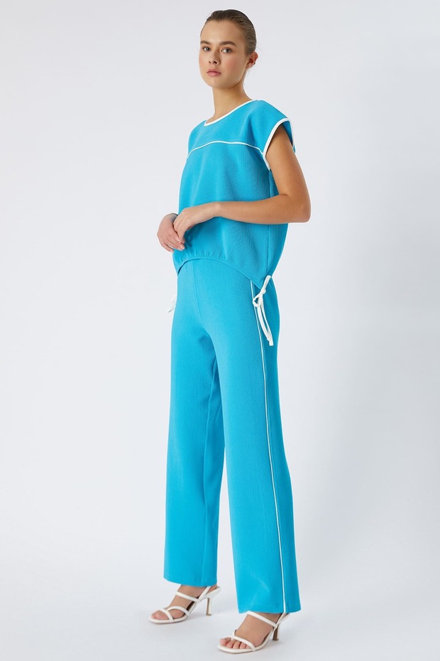 Kontrast Biyeli Örme Bluz - 3