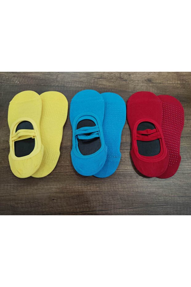 Women's 3 Pairs of Yogo Plates Socks with Non-Slip Abs Print on the Bottom