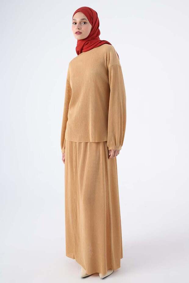 Beige Pleated Slit Detailed Blouse and Skirt Suit
