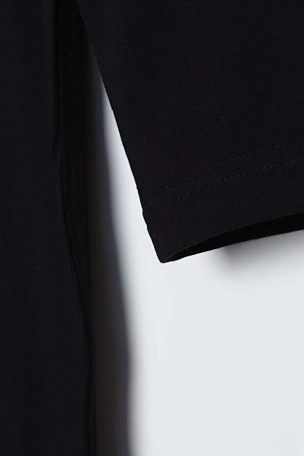 Rochie neagră cu mânecă lungă - 5