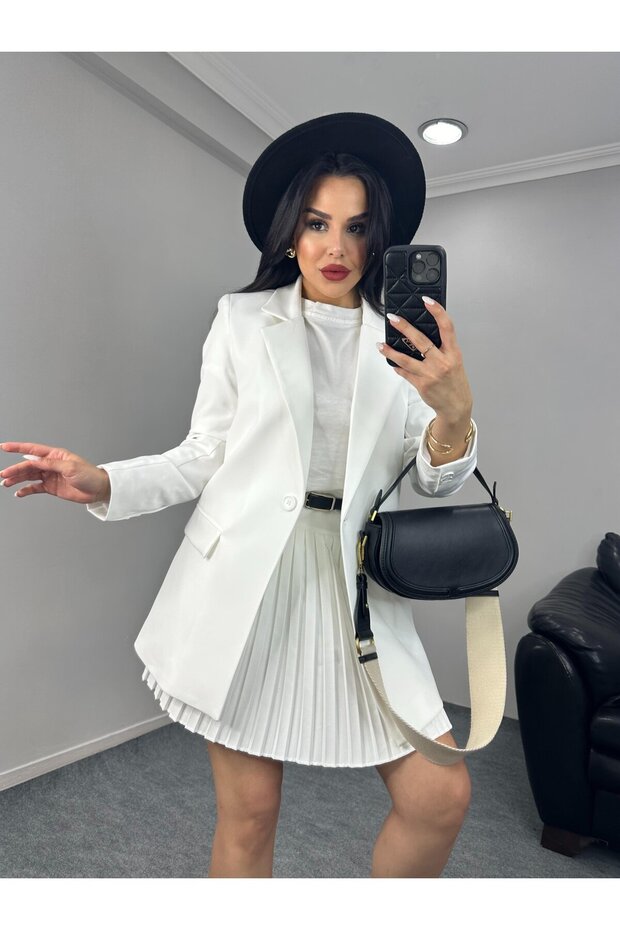 Modern Duruş Tek Düğmeli Blazer - 1