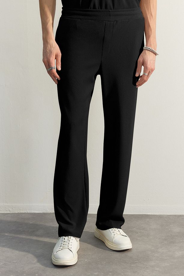 Limited Edition Siyah Straight Fit Dokulu Gizli Kordonlu Tek Parça Eşofman Altı TMNSS23EA00013 - 6