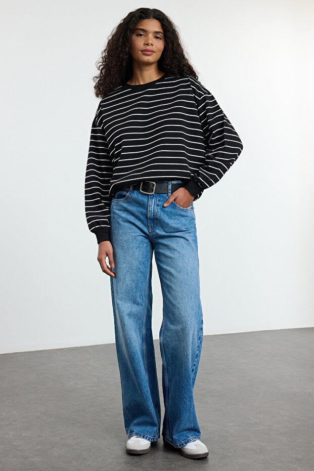 Siyah 2 İplik Bisiklet Yaka Çizgili Regular Örme Sweatshirt TWOAW25SW00324 - 5