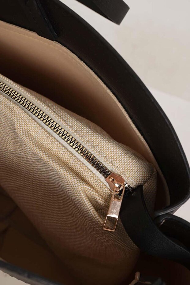 حقيبة سوداء بيج - 4