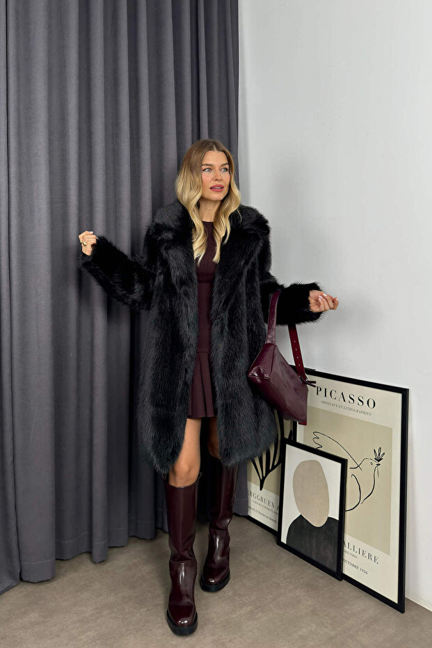 Black Lined Oversize Premium Fur Coat