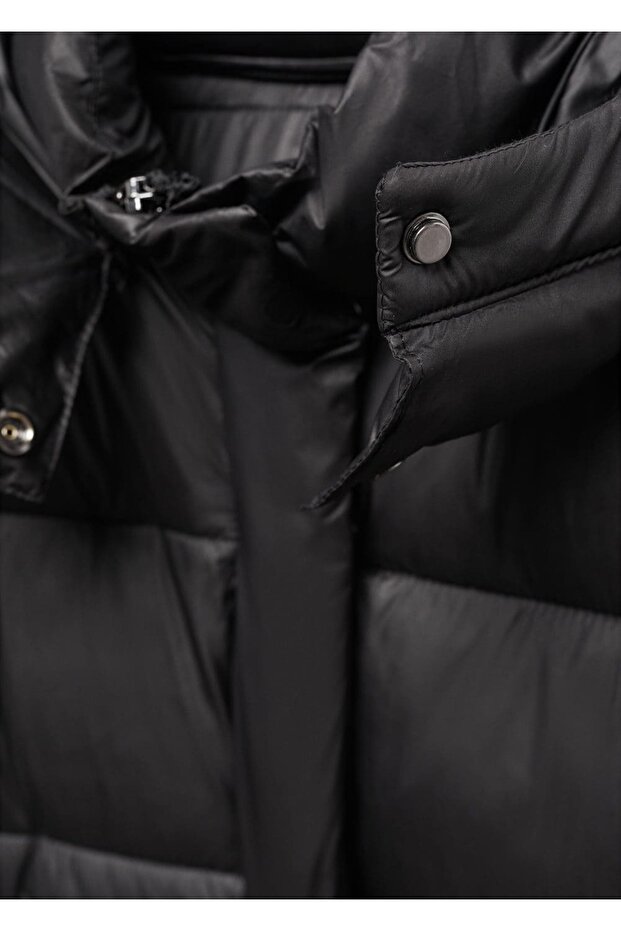 Kapüşonlu kapitone yelek - 7