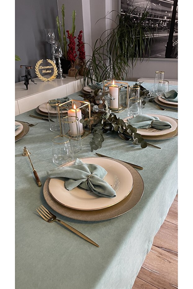 Pearl Velvet Textured Mint Green Tablecloth (Napkins Not Included)