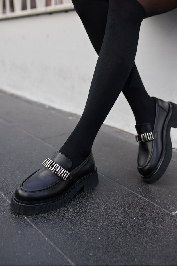 Brokly Women's Black Real Leather Loafer Shoes