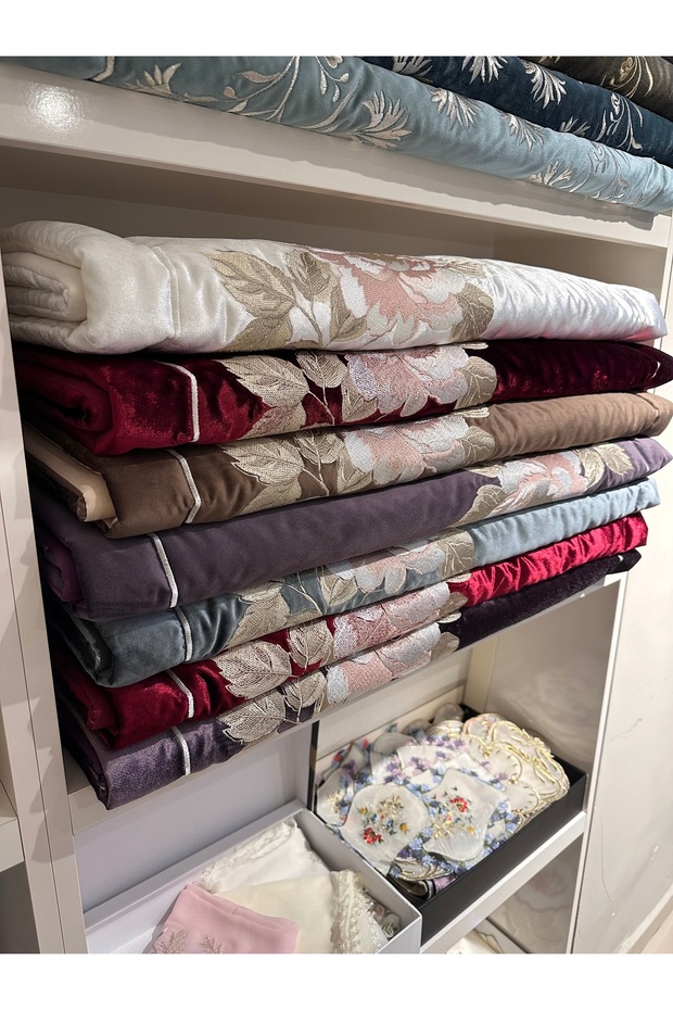 İPEK KADİFE SECCADE - 5