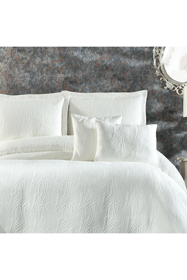 مفرش سرير مزدوج كريمي من ميرا - 2