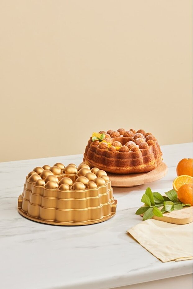 Форма за торта Celeste Gradient Cast, златна - 3