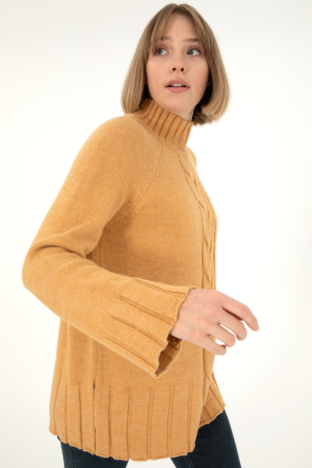Women's Camel Melange Turtleneck Sweater 50293141-Vr122