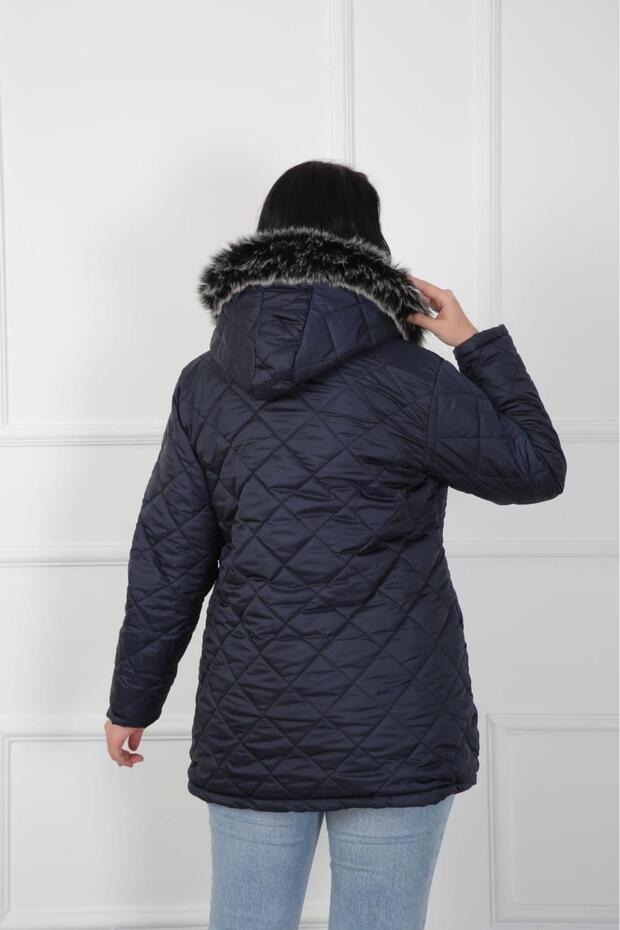 Női sötétkék gyémánt mintás felfújható steppelt nagy méretű kabát - 4