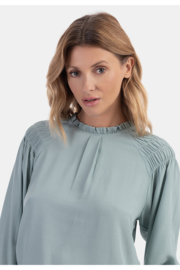 Μπλουζέν - 5