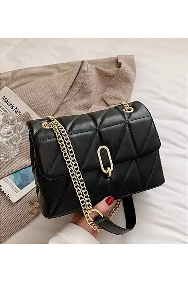حقيبة كتف نسائية سوداء مخيطة بشكل متقاطع