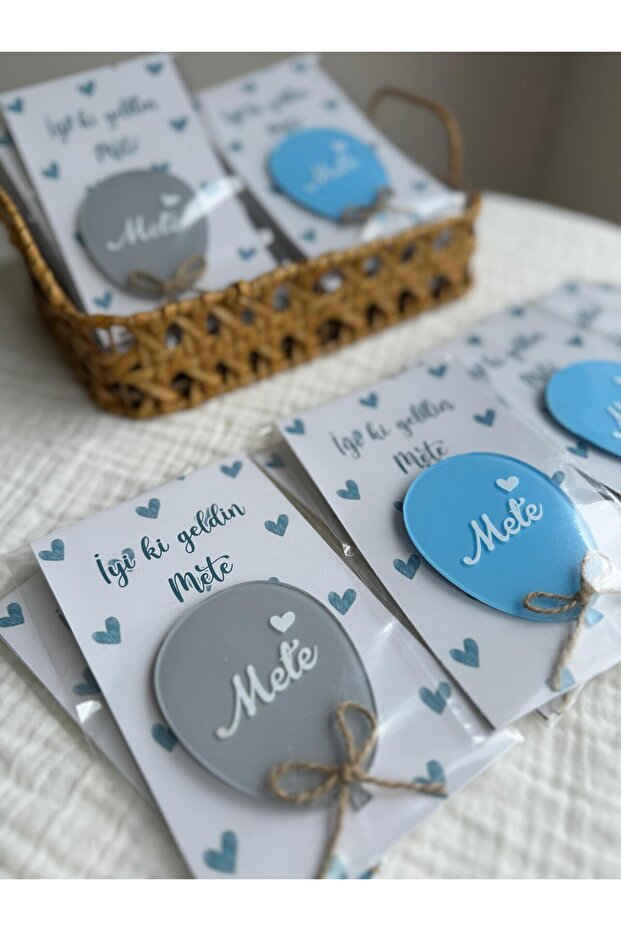 Baby Magnet Gift + Card - 10 Pieces