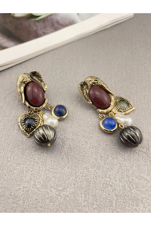 Zr Model Gold Elephant Charm Earrings