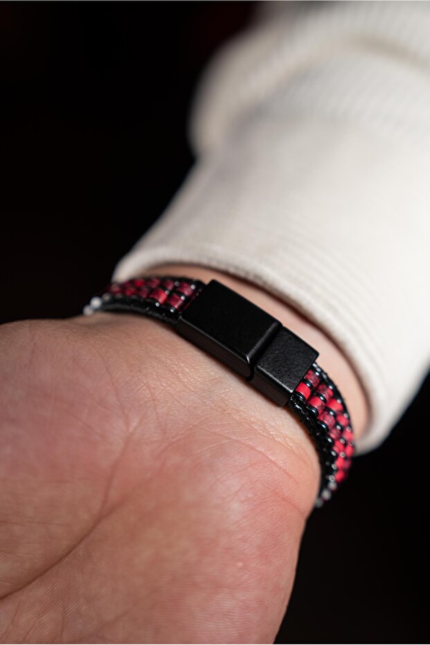 سوار فاريسيت أحمر - 1