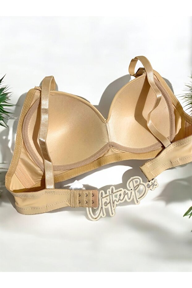 حمالة صدر كلاسيكية ذات كوب فارغ بدون سلك داخلي - 2