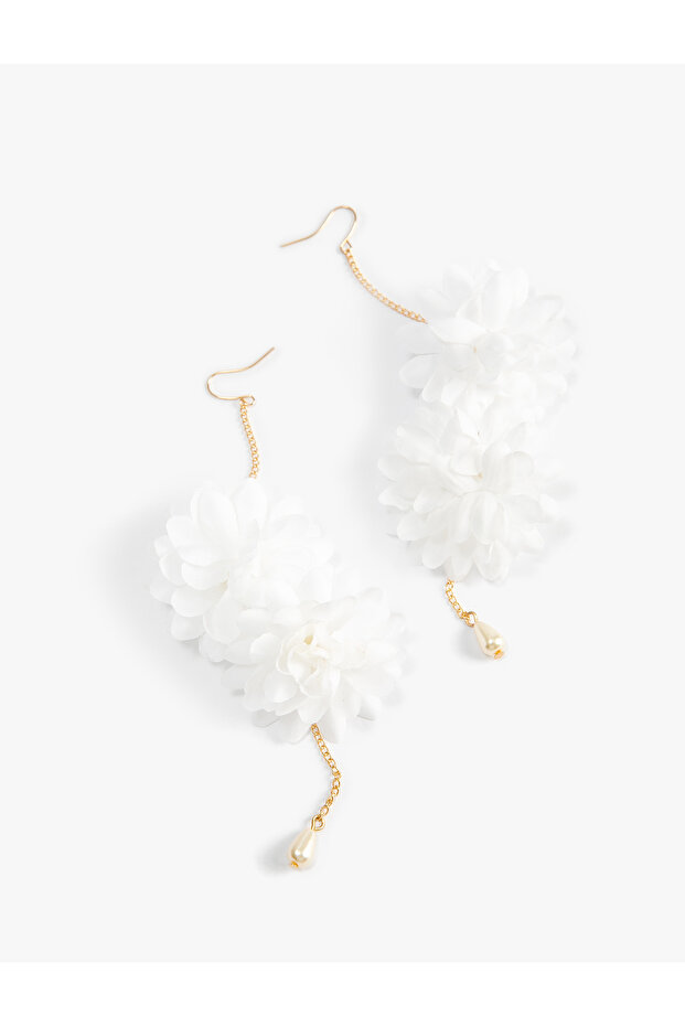 Earrings with Dangle Flower Detail