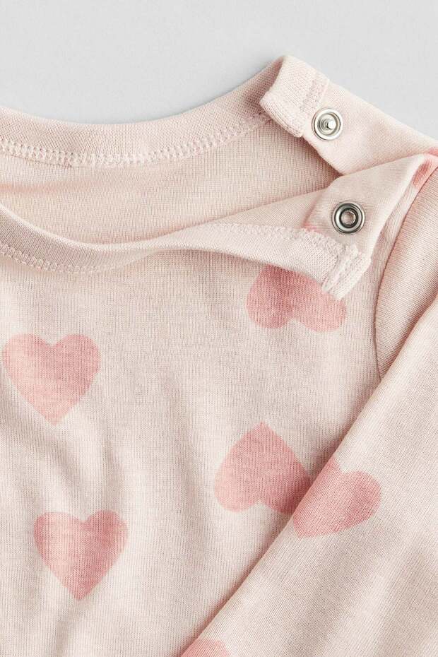 Long-sleeved bodysuit