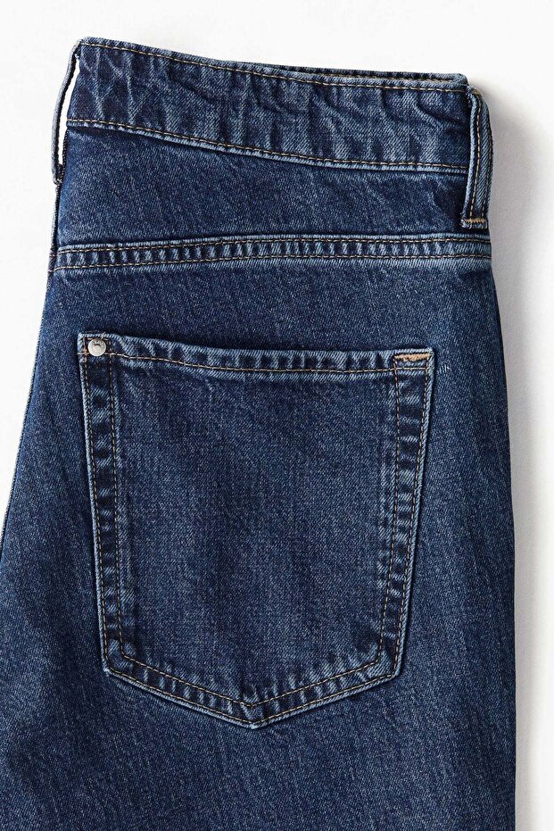 بنطال جينز بقصّة واسعة - 3