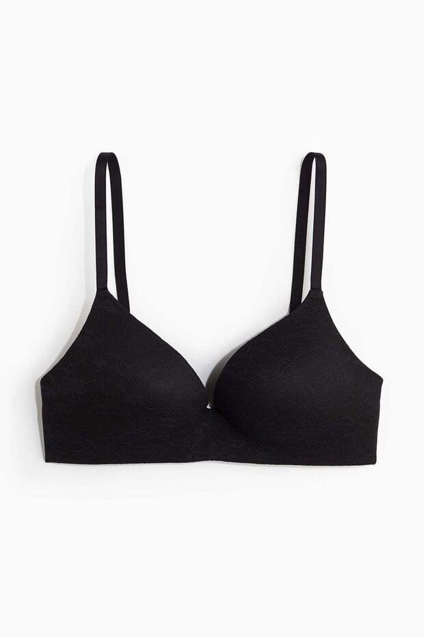 Padded non-wired lace bra