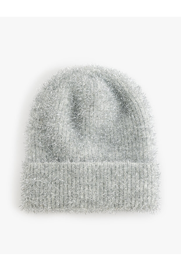 Shiny Plush Knitted Beanie with Layered Edges