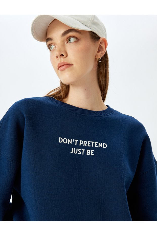 Raised Slogan Printed Oversize Crew Neck Sweatshirt