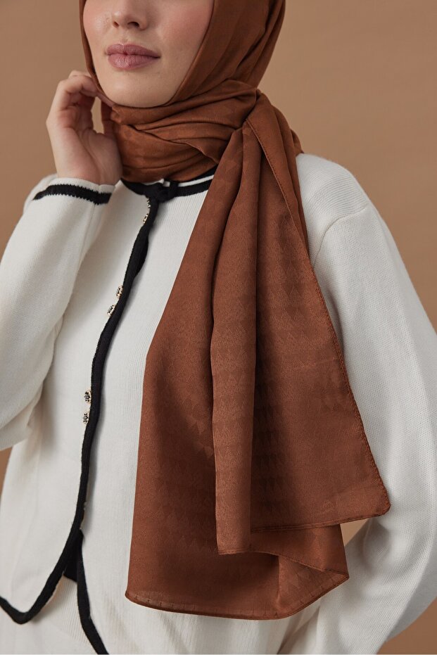 Soft Jacquard Series Triangle Pattern Shawl - 2