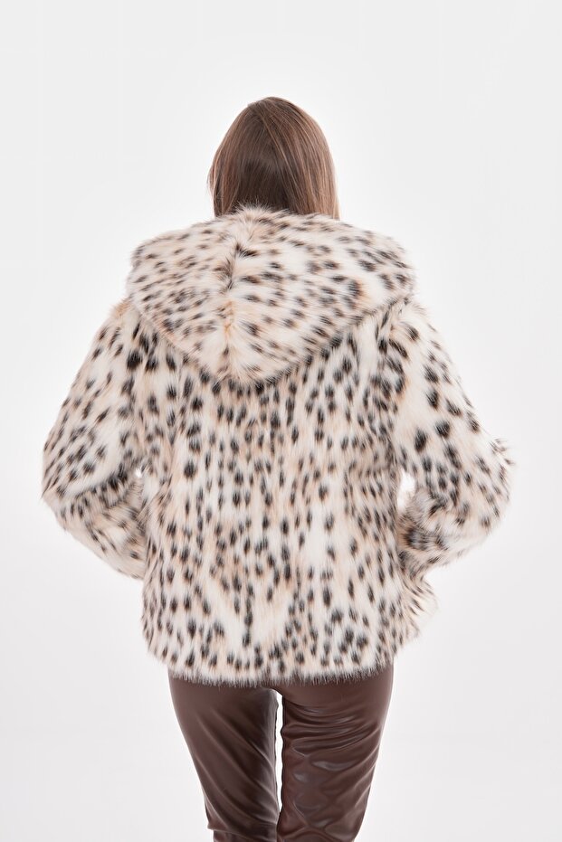 Kar Leoparı Kapüşonlu Ceket - 7