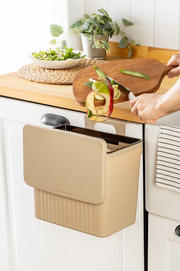 Tidy Bej 8lt Mutfak Tezgah Üstü Ve Dolap Askılı Çöp Kovası - 1