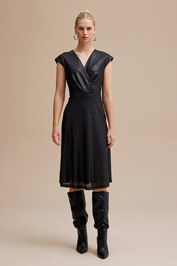 Kruvaze Pullu Elbise - 5